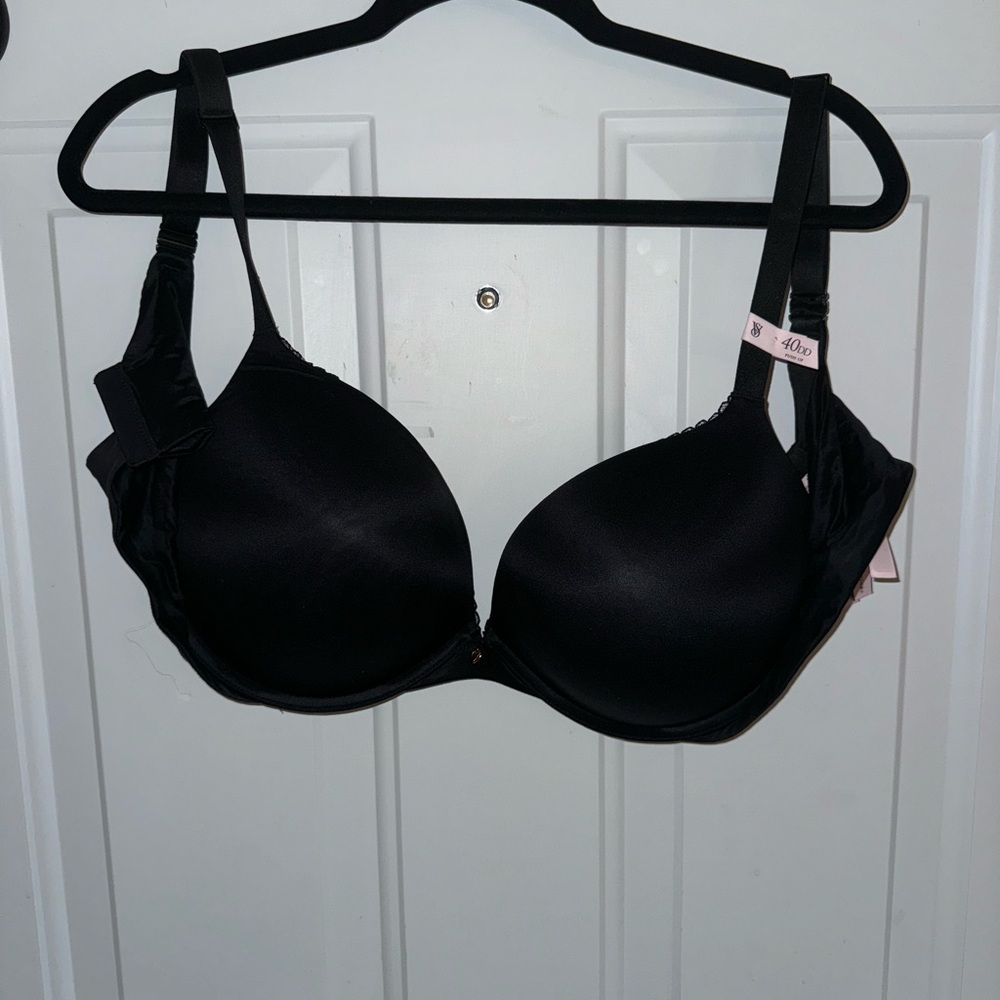Victoria’s Secret Underwire Push-Up bra